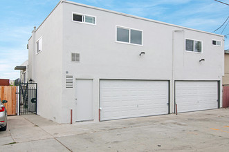 SF Laurel in San Diego, CA - Building Photo - Building Photo