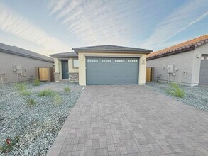 2928 N 96th Ln in Phoenix, AZ - Building Photo - Building Photo