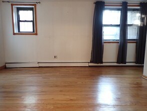 326 Carlton Ave in Brooklyn, NY - Building Photo - Building Photo