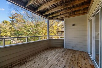 2505 Stockbridge Dr in Charlotte, NC - Building Photo - Building Photo