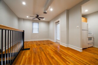 Garden Arch Apartments in Indianapolis, IN - Foto de edificio - Building Photo