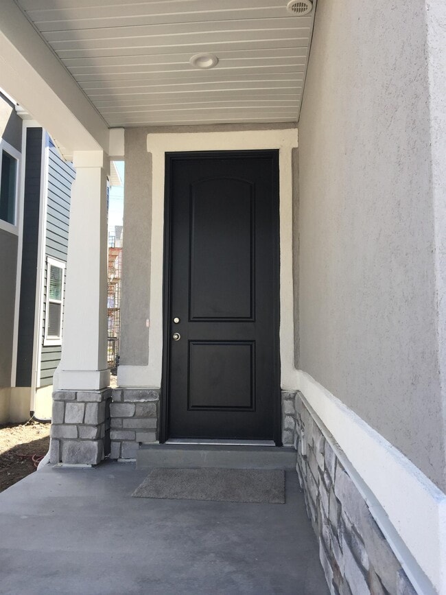 1724 N 3680 W in Lehi, UT - Building Photo - Building Photo