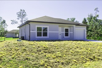 2910 55th St W in Lehigh Acres, FL - Building Photo - Building Photo