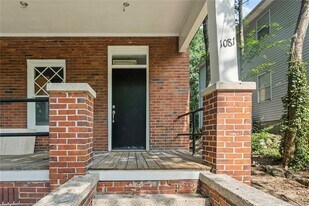 1081 McMillan St NW in Atlanta, GA - Building Photo