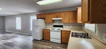 139 Kathryn Rd in Griffin, GA - Building Photo - Building Photo