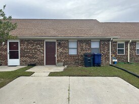 147 Marlene Dr in Jacksonville, NC - Building Photo