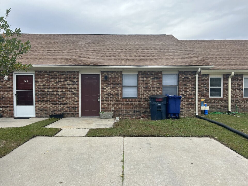 147 Marlene Dr in Jacksonville, NC - Building Photo
