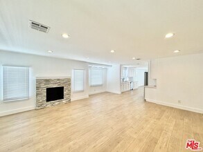 5937 Ranchito Ave in Los Angeles, CA - Building Photo - Building Photo