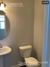 1046 Commack Dr in Durham, NC - Building Photo - Building Photo