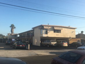 La Villa Verde Apartments in Torrance, CA - Foto de edificio - Building Photo