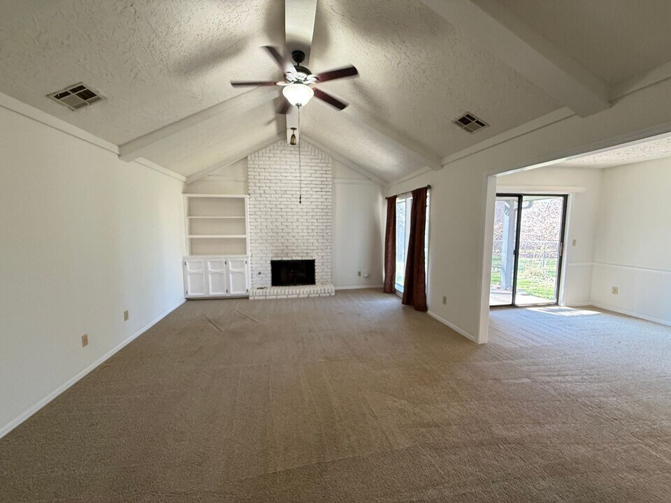 7336 S Darlington Ave in Tulsa, OK - Building Photo