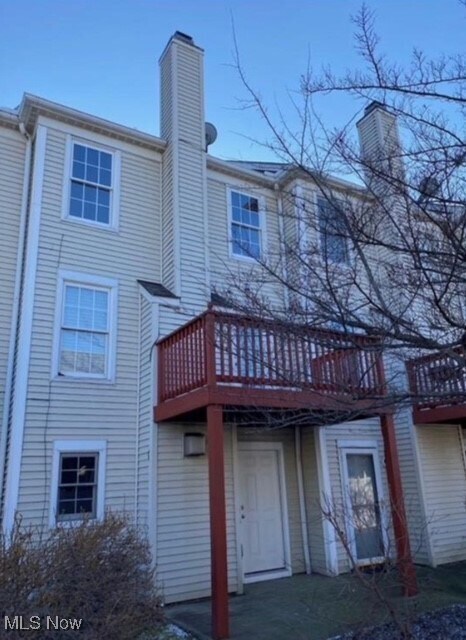 property at 8329 Beacon Pl