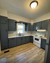 1036 Van Buren St in South Bend, IN - Building Photo - Building Photo