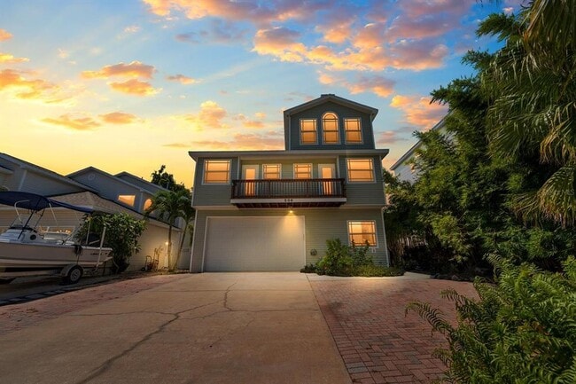 506 Oceanview Ave in Palm Harbor, FL - Building Photo - Building Photo