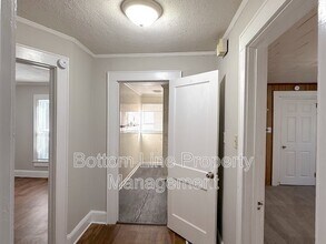 629 Tuckaseege Rd in Mount Holly, NC - Building Photo - Building Photo
