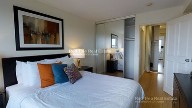 175 Freeman St in Brookline, MA - Building Photo - Building Photo