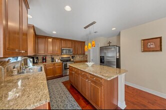 5901 Snow Creek Dr in The Colony, TX - Building Photo - Building Photo