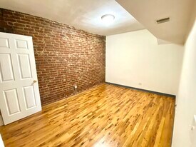 840 Huntington Ave, Unit 2 in Boston, MA - Building Photo