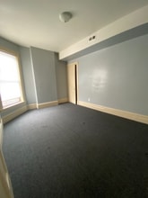 615 E Pershing Rd in Chicago, IL - Foto de edificio - Building Photo