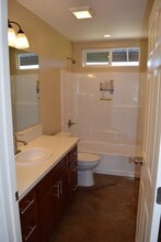 1767 Kilauea Ave in Hilo, HI - Building Photo - Building Photo