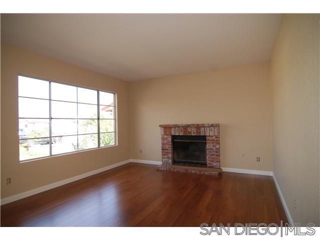 10282 Kamwood Pl in San Diego, CA - Foto de edificio - Building Photo