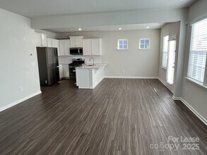15512 Capps Rd in Charlotte, NC - Building Photo - Building Photo
