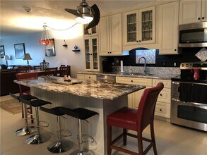 1316 Capella S-Unit -1316 in Newport, RI - Building Photo - Building Photo