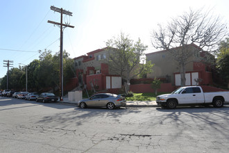 Valley Village So. Apartments in Canoga Park, CA - Building Photo - Building Photo