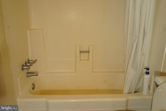 2906 State Hill Rd-Unit -G12 in Wyomissing, PA - Building Photo - Building Photo