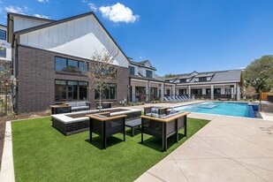 The Avery in Austin, TX - Building Photo