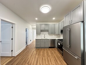 3713 W Belmont Ave, Unit G09C in Chicago, IL - Foto de edificio - Building Photo