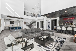 11489 Opal Spgs Wy in Las Vegas, NV - Building Photo