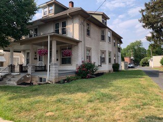 50 E Walnut St photo'