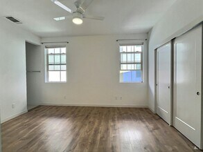 475 Tailoff Ln in Sacramento, CA - Building Photo - Building Photo