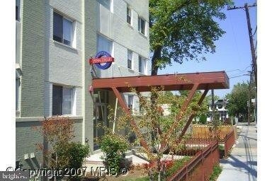property at 1501 27th St SE
