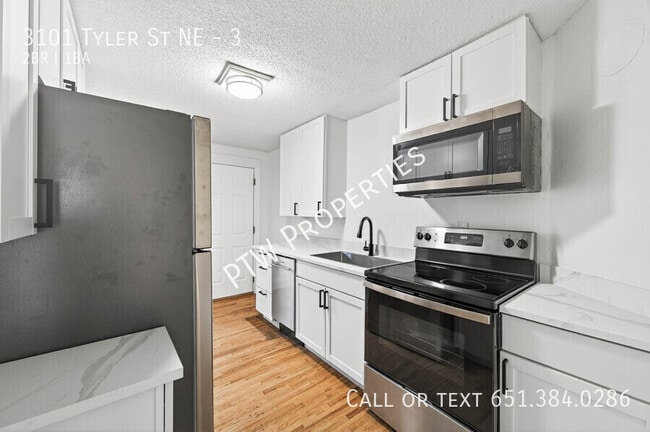 3101 NE Tyler St in Minneapolis, MN - Building Photo - Building Photo