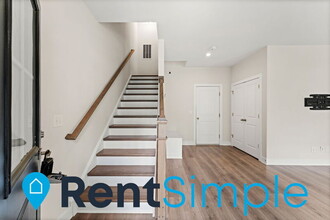 17663 Falcon Heights St in Dumfries, VA - Building Photo - Building Photo