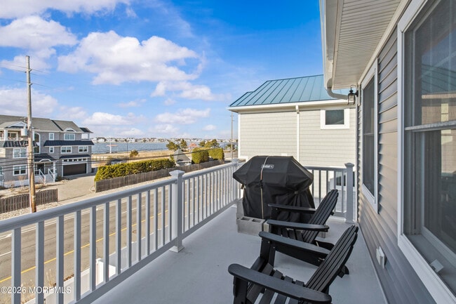 447 NJ-35 in Mantoloking, NJ - Building Photo - Building Photo