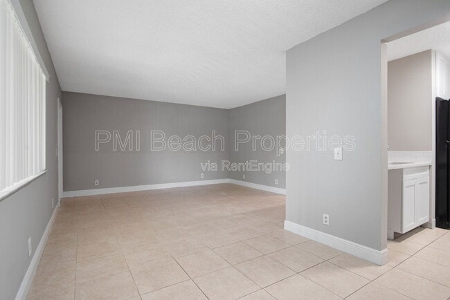 property at 516 Meadows Cir