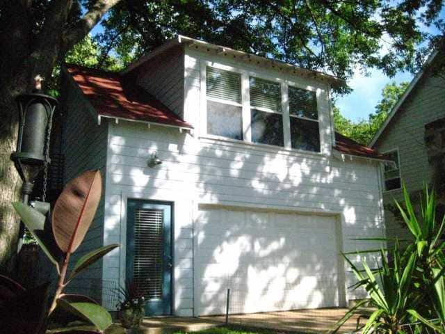 property at 4517 Shoalwood Ave
