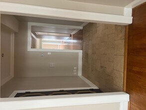 8116 S Ingleside Ave in Chicago, IL - Building Photo - Building Photo