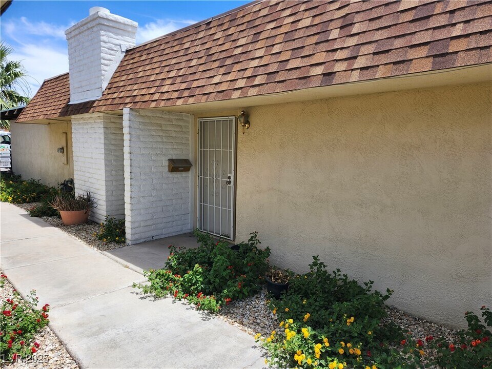 2773 Heritage Ct in Las Vegas, NV - Building Photo