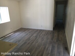 34184 County Line Rd in Yucaipa, CA - Foto de edificio - Building Photo