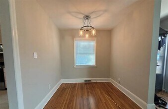 3427 Eastway Dr in Charlotte, NC - Building Photo - Building Photo