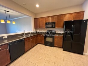 6937 Woody Vine Dr in Jacksonville, FL - Building Photo - Building Photo