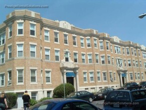 233 Kelton St, Unit 1 in Boston, MA - Foto de edificio - Building Photo