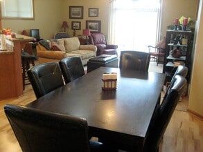 420 Breckenridge Rd in Verona, WI - Foto de edificio - Building Photo