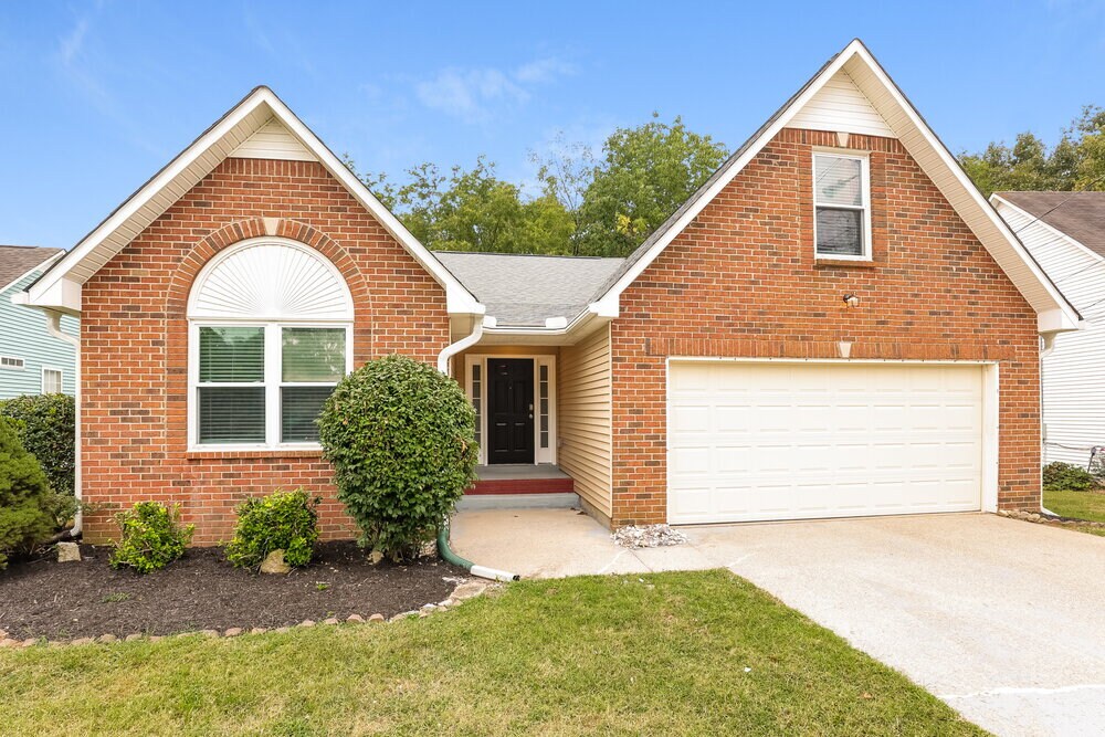 3868 Round Rock Dr in Nashville, TN - Building Photo