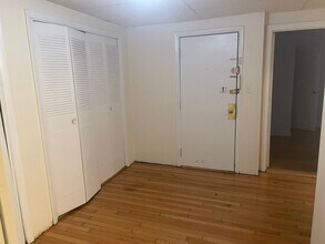 1133 Commonwealth Ave in Boston, MA - Building Photo - Building Photo