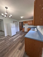 1669 Doubet Rd in Farmington, MO - Building Photo - Building Photo
